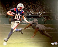 Drake Maye signed 16x20 (Patriots) - Fanatics COA