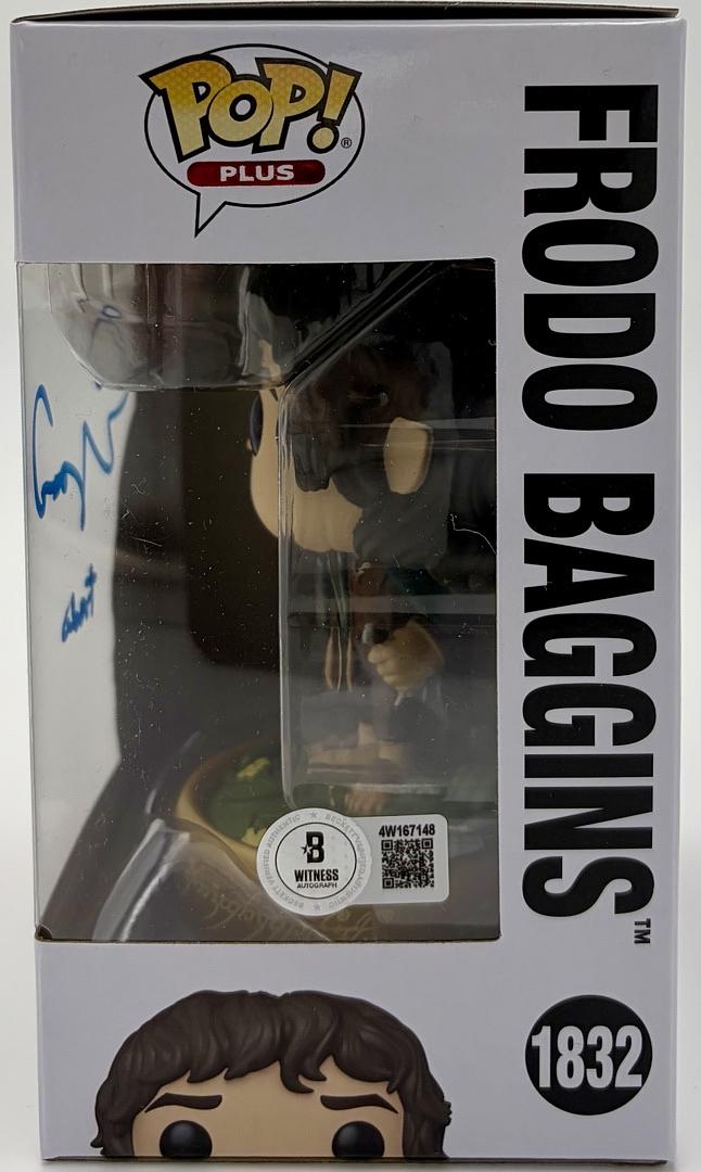 Elijah Wood signed "Frodo" Funko #1832 (Lord of the Rings) - Beckett COA