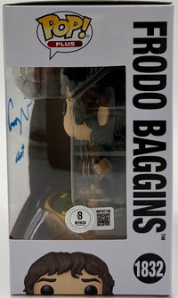 Elijah Wood signed "Frodo" Funko #1832 (Lord of the Rings) - Beckett COA