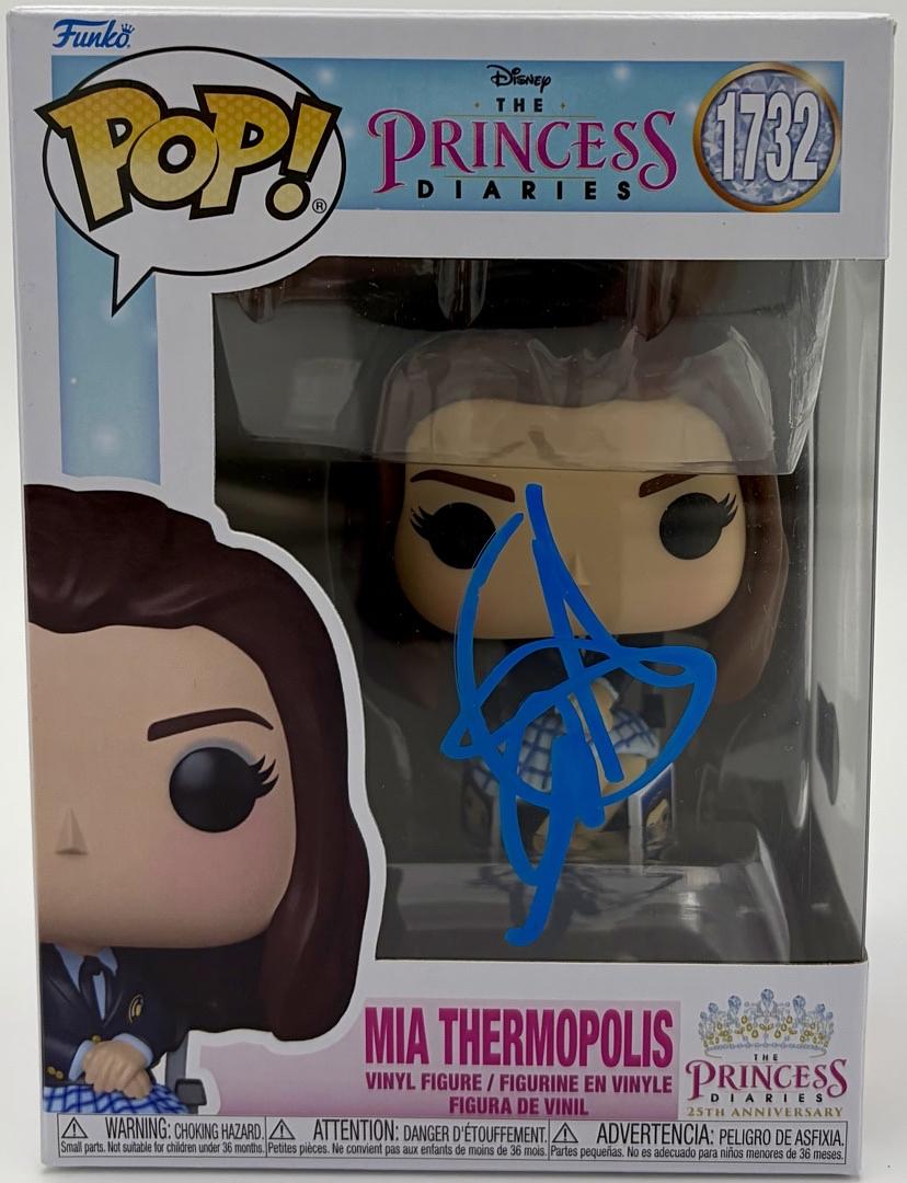 Anne Hathaway Signed "Mia Thermopolis" Funko #1732 (The Princess Diaries) - Beckett COA
