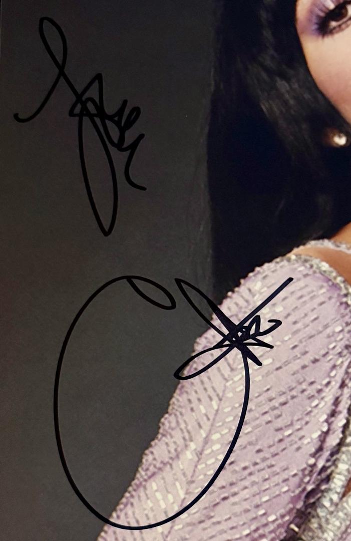 Cher signed 11x14 ***RARE*** - Beckett COA