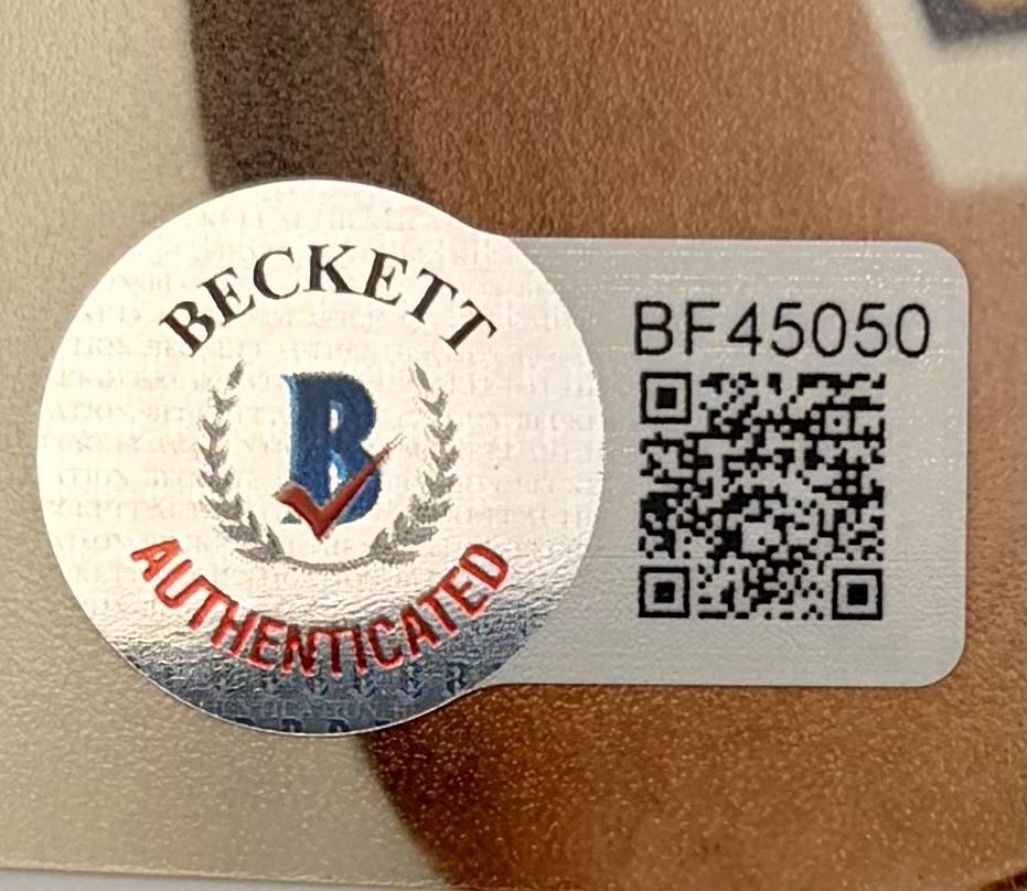 David Zayas signed 8x10 (Dexter) - Beckett COA