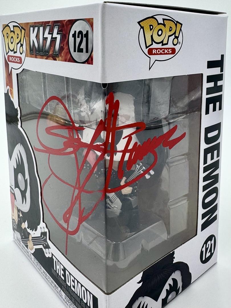 Gene Simmons (KISS) signed Funko Pop #121 - JSA COA