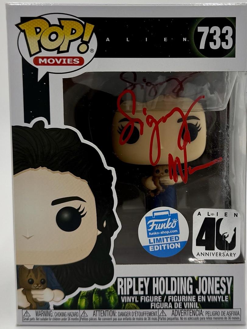 Sigourney Weaver Signed Funko Pop #733 Ripley & Jonesy Aliens