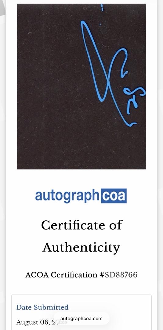 Gal Gadot Signed Funko Pop #172 (Wonder Woman) - ACOA