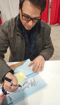 Ralph Macchio signed 11x14 (Karate Kid) - Beckett COA