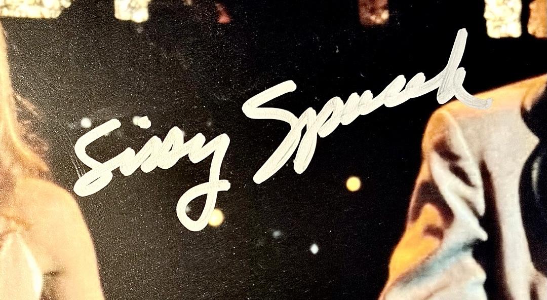 Sissy Spacek signed 8x10 (Carrie) - ACOA COA