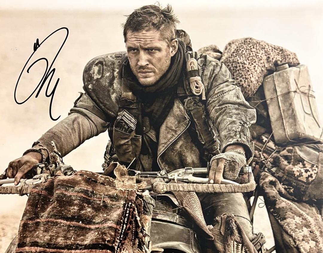 Tom Hardy Signed 11x14 Photo (Mad Max) - JSA