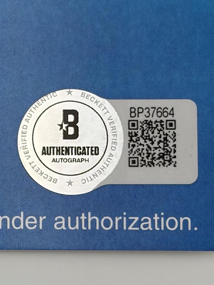 Peter Mayhew signed 8x10 w/Chewbacca Inscription - Beckett COA