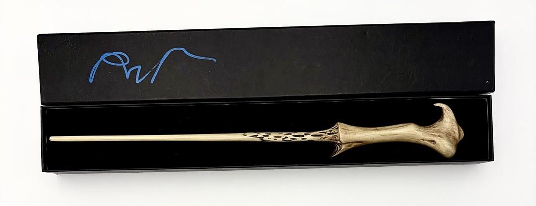 Ralph Fiennes Lord Voldemort Signed Wizard Wand (Harry Potter) - JSA COA