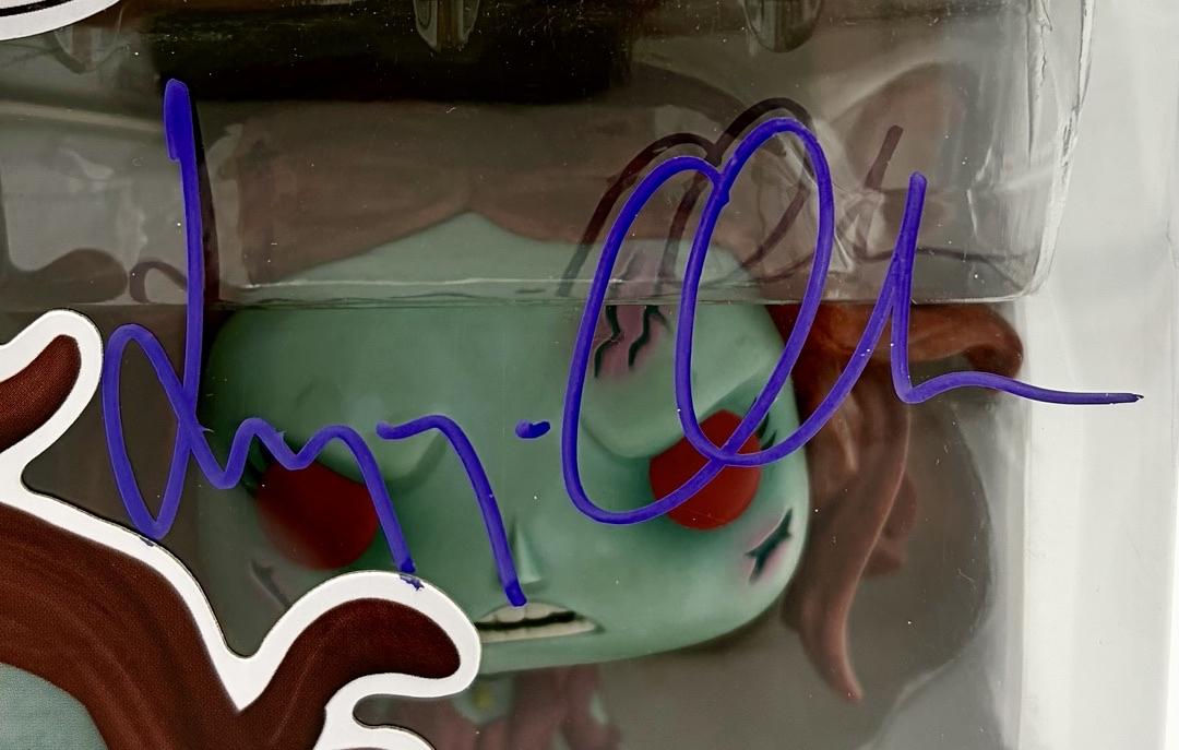 Elizabeth Olsen signed "Zombie Scarlett Witch" Funko #943 (Marvel What If...) - Beckett COA