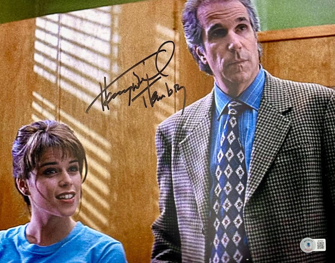 Henry Winkler signed 11x14 (Scream) w/character name - Beckett