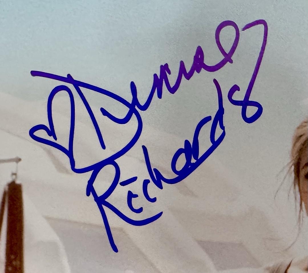 Denise Richards Signed 11x14 Photo (James Bond) - SWAU