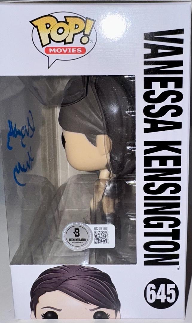 Elizabeth Hurley Signed Funko Pop #645 "Vanessa Kensington" Austin Powers (Blue Ink) - Beckett COA