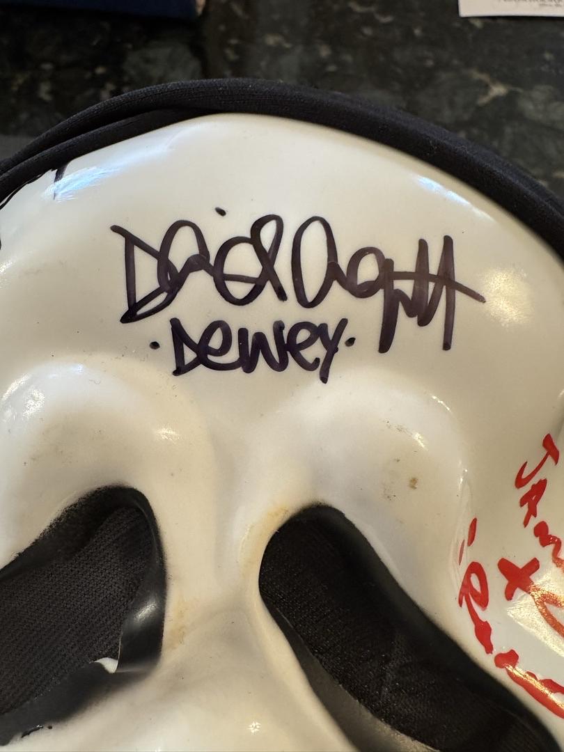 Dermot Mulroney, David Arquette, Jamie Kennedy Signed Scream Mask - JSA COA #02