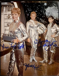 June Lockhart, Angela Cartwright, Marta Kristen Signed 8x10 Photo (Lost In Space) - Beckett COA