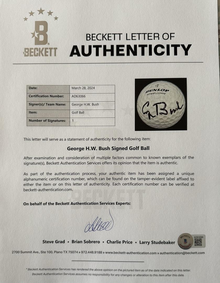 George Bush Signed Golf Ball - Beckett COA w/full letter of authenticity