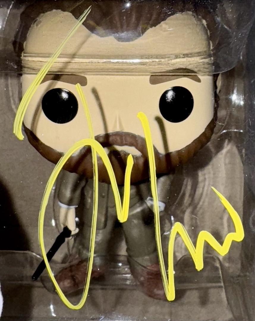 Jude Law Signed Funko Pop #15 "Albus Dumbledore" (Harry Potter) - Official Pix