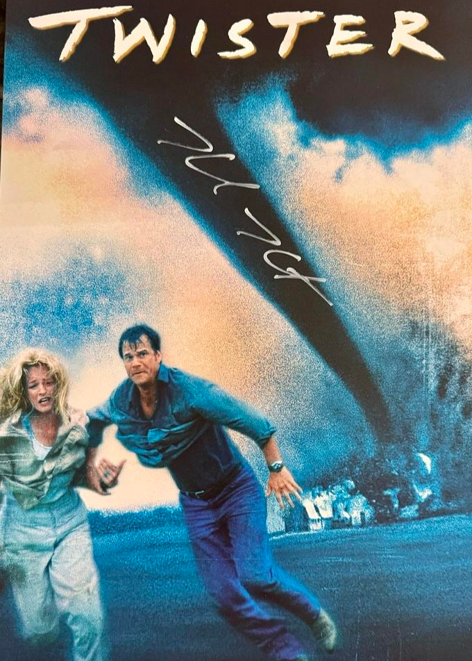 Helen Hunt Signed 11x17 Photo (Twister) - JSA COA