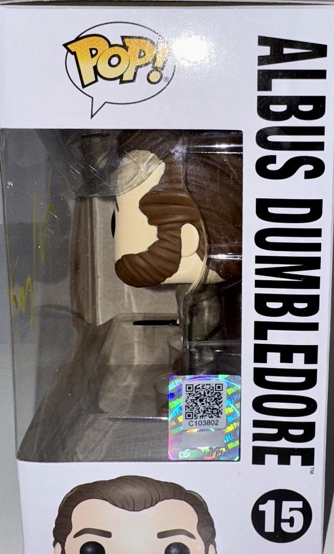 Jude Law Signed Funko Pop #15 "Albus Dumbledore" (Harry Potter) - Official Pix