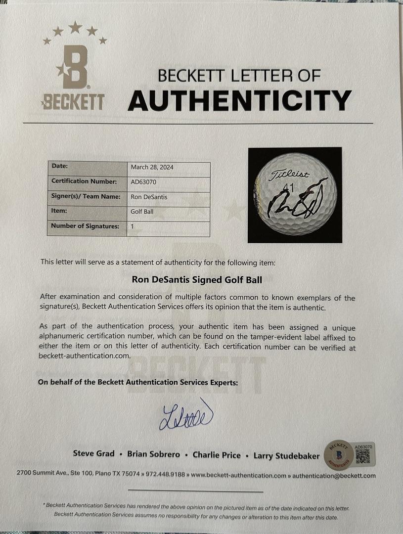Ron DeSantis Signed Presidential Seal Golf Ball - Beckett COA #01