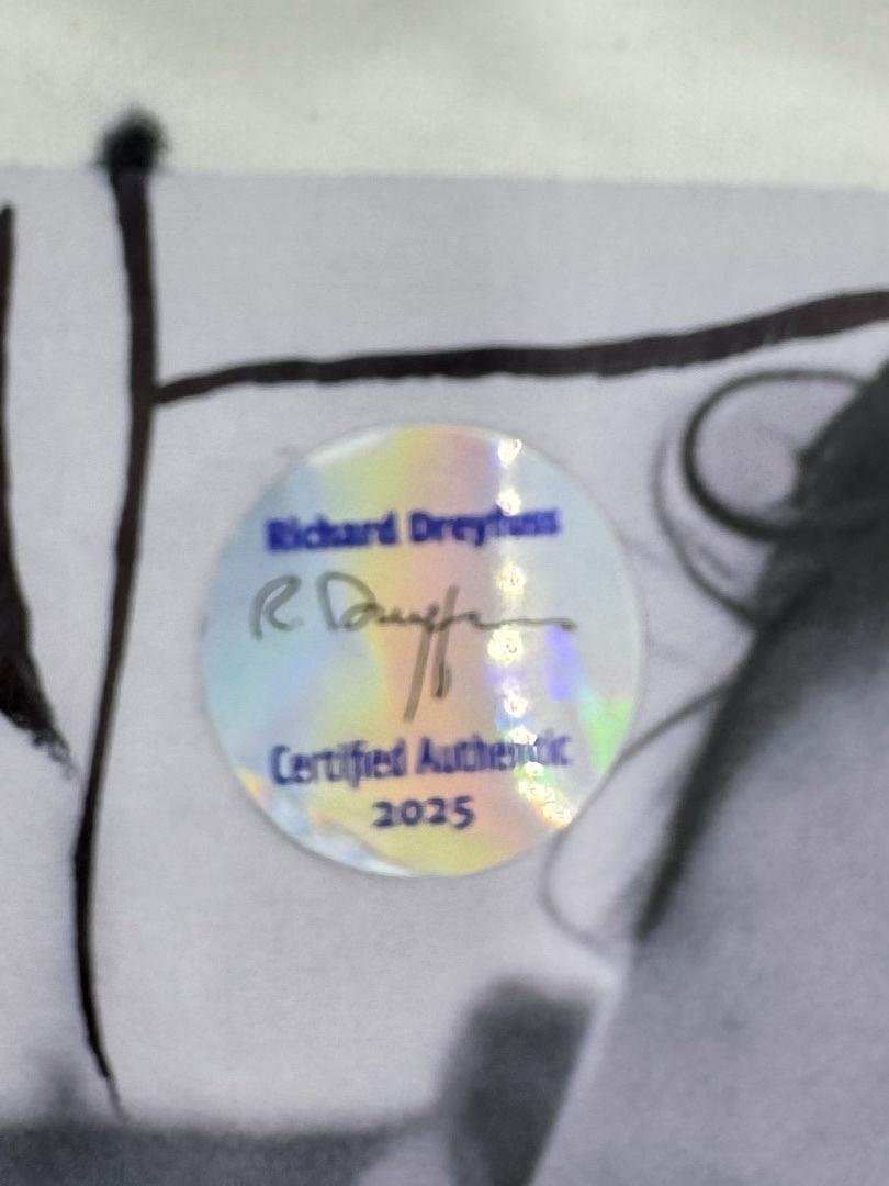 Richard Dreyfuss Limited Edition Signed T-Shirt (Jaws) - Dreyfuss Authenticated - Beckett COA