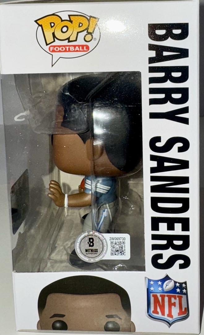 Barry Sanders Signed Funko Pop #81 Detriot Lions - Beckett COA