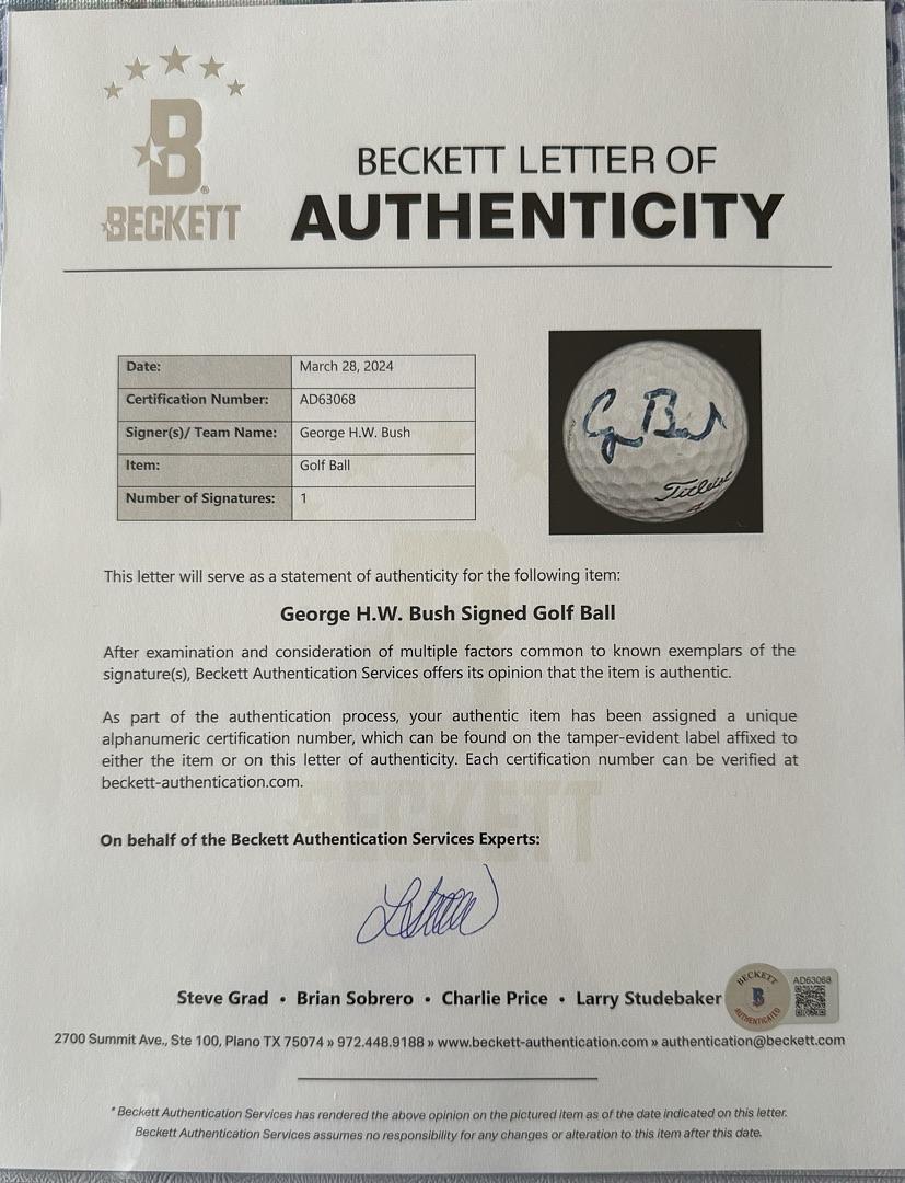 George Bush Signed Golf Ball - Beckett COA w/full letter of authenticity #01
