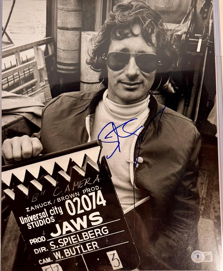 Steven Spielberg Signed 11x14 Photo (Jaws) - Beckett COA