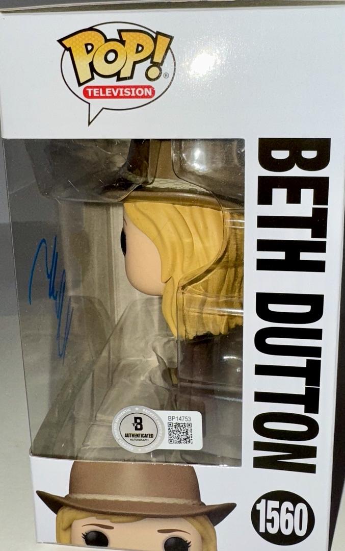 Kelly Reilly Signed Funko Pop #1560 Beth Dutton (Yellowstone) -  Beckett COA
