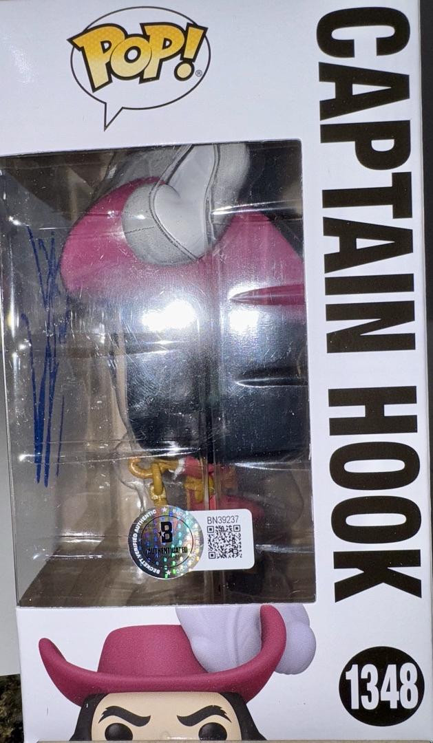 Dustin Hoffman Signed Funko Pop #1348 "Captain Hook" (Peter Pan) - Beckett COA #02