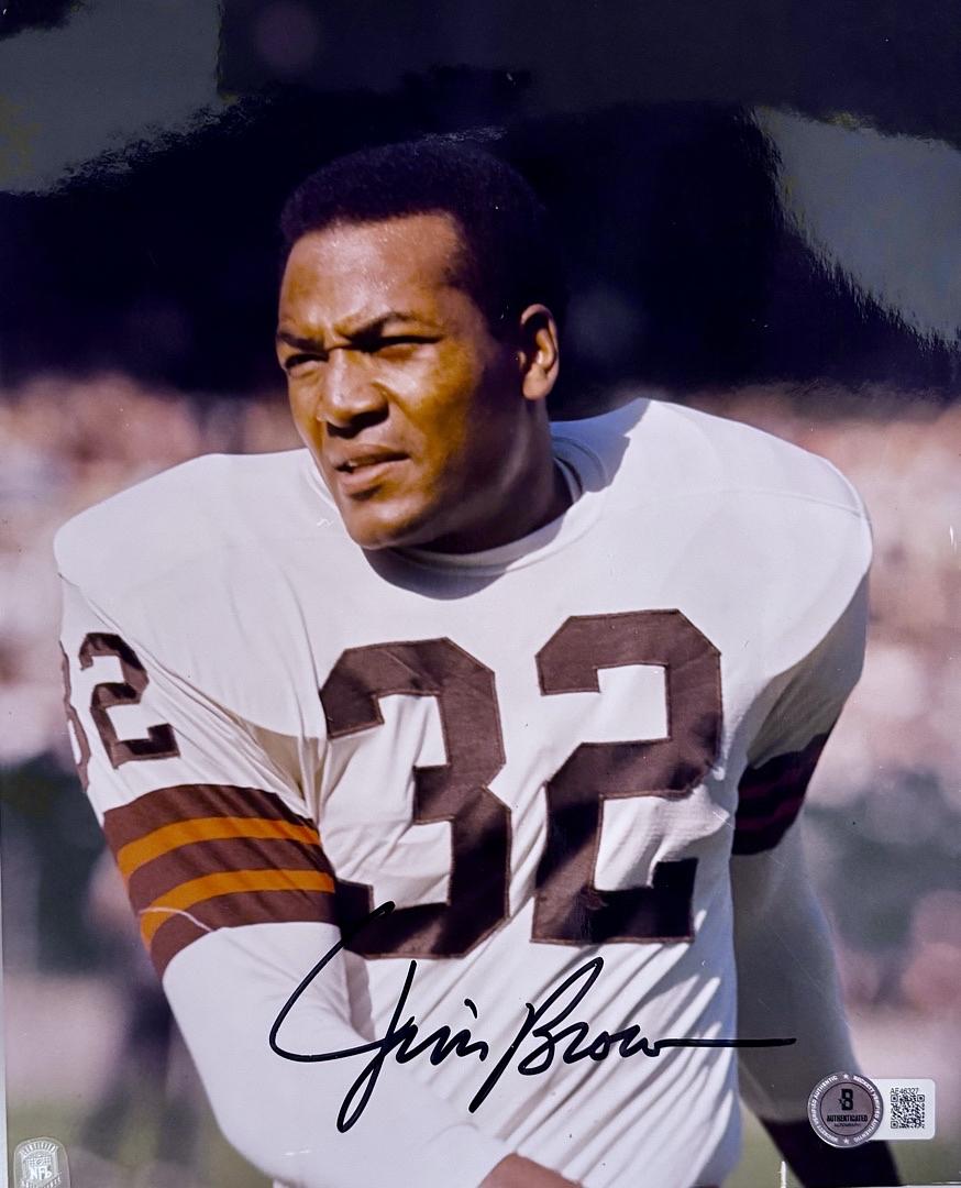 Jim Brown Signed 8x10 Photo Cleveland Browns - Beckett COA