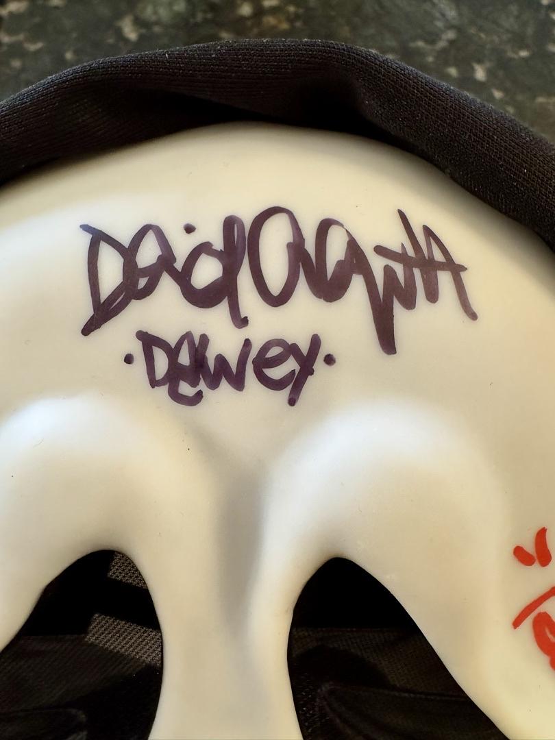Dermot Mulroney, David Arquette, Jamie Kennedy Signed Scream Mask - JSA COA #01