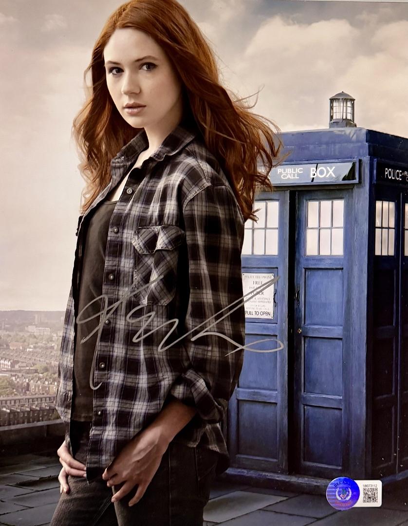 Karen Gillian Signed 8x10 Photo (Doctor Who) - Beckett COA