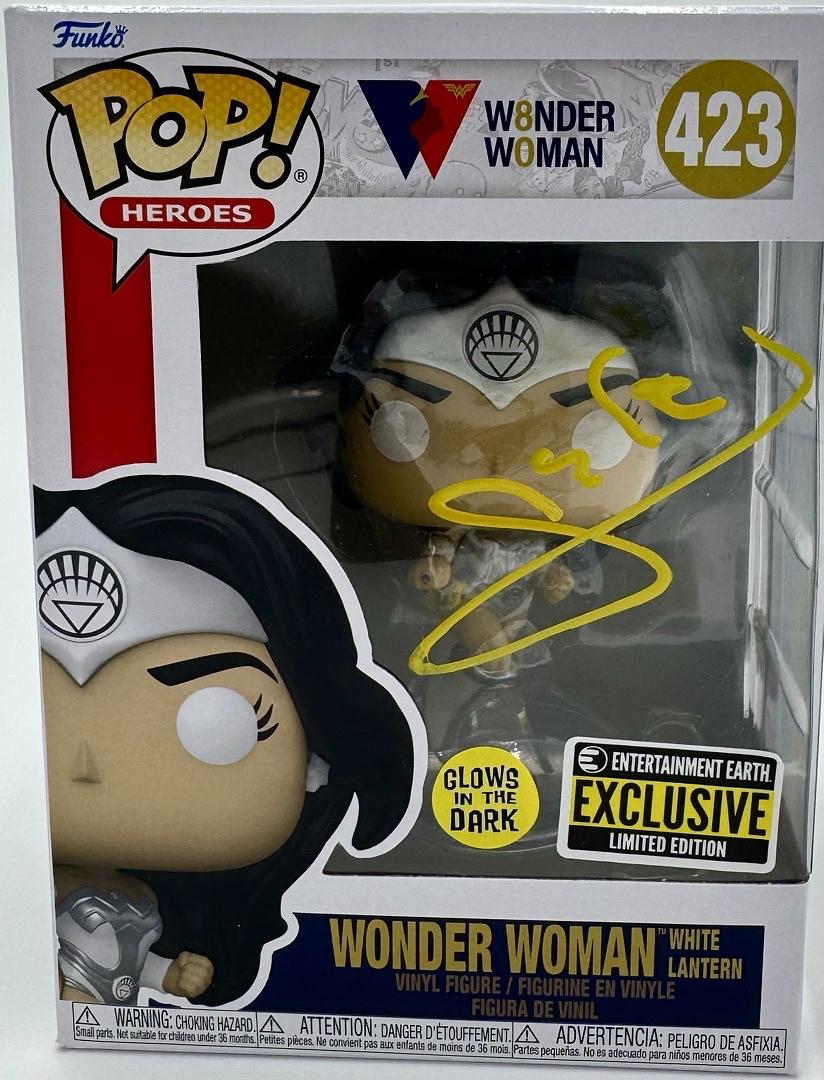 Gal Gadot Signed Funko Pop #423 (Wonder Woman) - ACOA