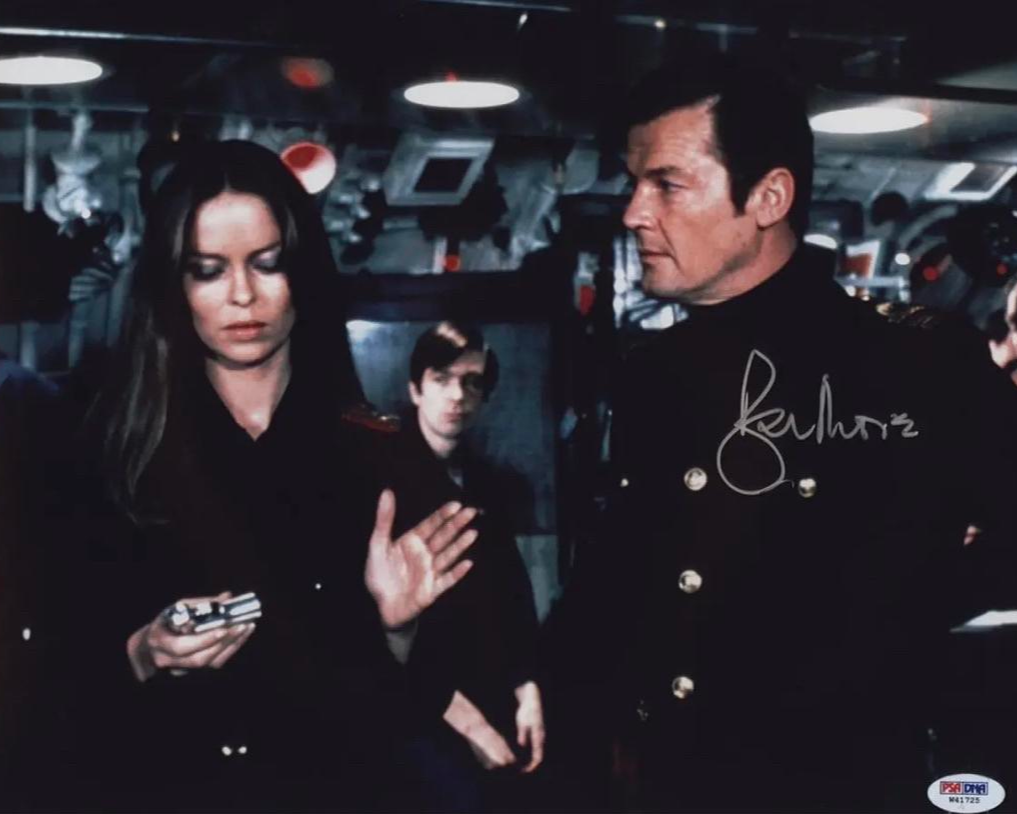 Roger Moore Signed 11x14 Photo (James Bond) - PSA COA