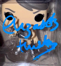 Elizabeth Hurley Signed Funko Pop #645 "Vanessa Kensington" (Austin Powers) - Beckett COA #01