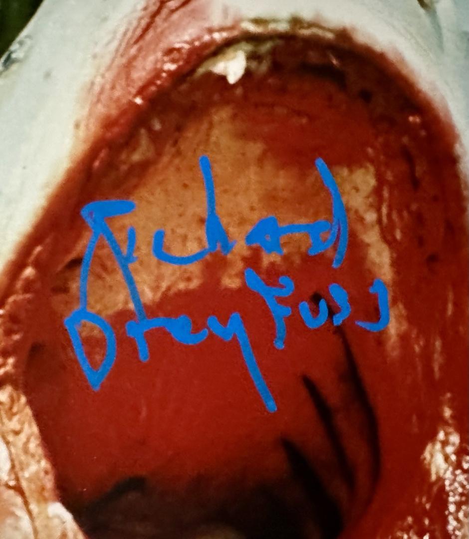 Richard Dreyfuss Signed 8x10 Photo (Jaws) - Beckett COA