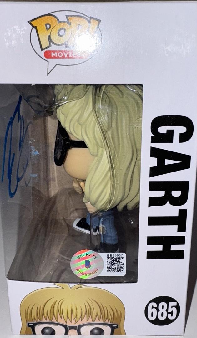 Dana Carvey Signed Funko Pop #685 Garth (Wayne's World) - Beckett COA