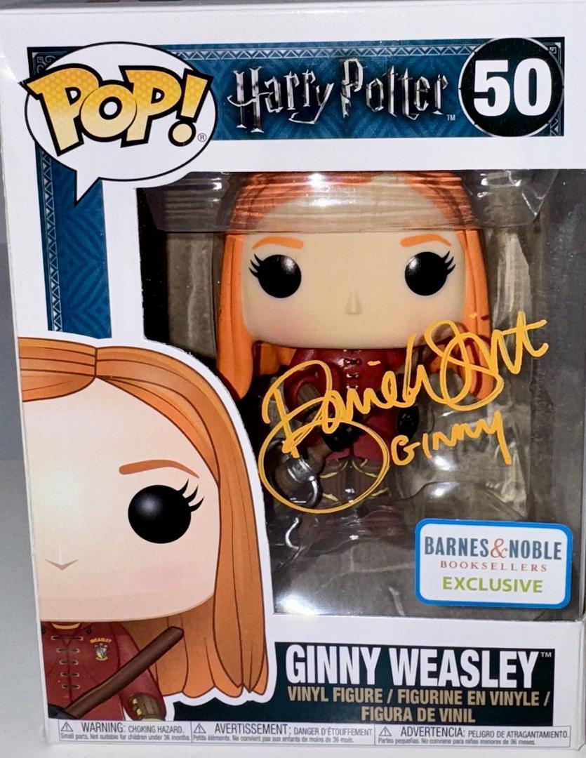 Bonnie Wright Signed Funko Pop #50 "Ginny Weasley" (Harry Potter) - Official Pix #02