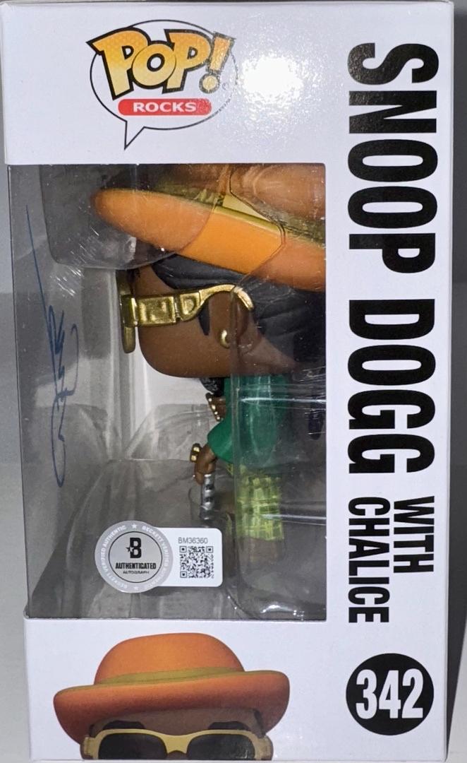 Snoop Dog Signed Funko Pop #342 (Snoop Dogg w/ Chalice) - Beckett COA