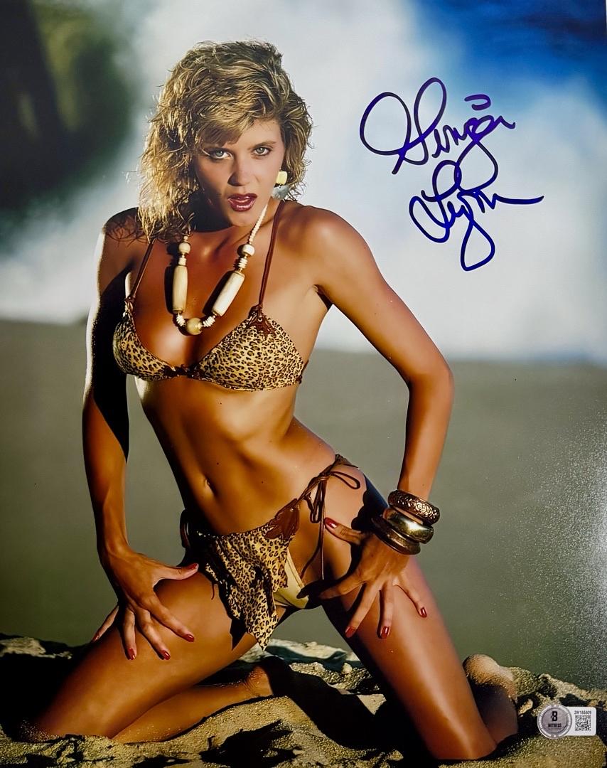 Ginger Lynne Signed 11x14 Photo - Beckett COA