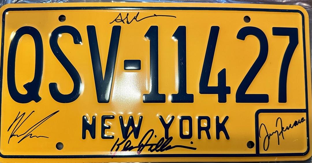 Adrian Grenier, Kevin Connolly, Jerry Ferrara, Kevin Dillon Entourage Cast Signed License Plate -  JSA COA