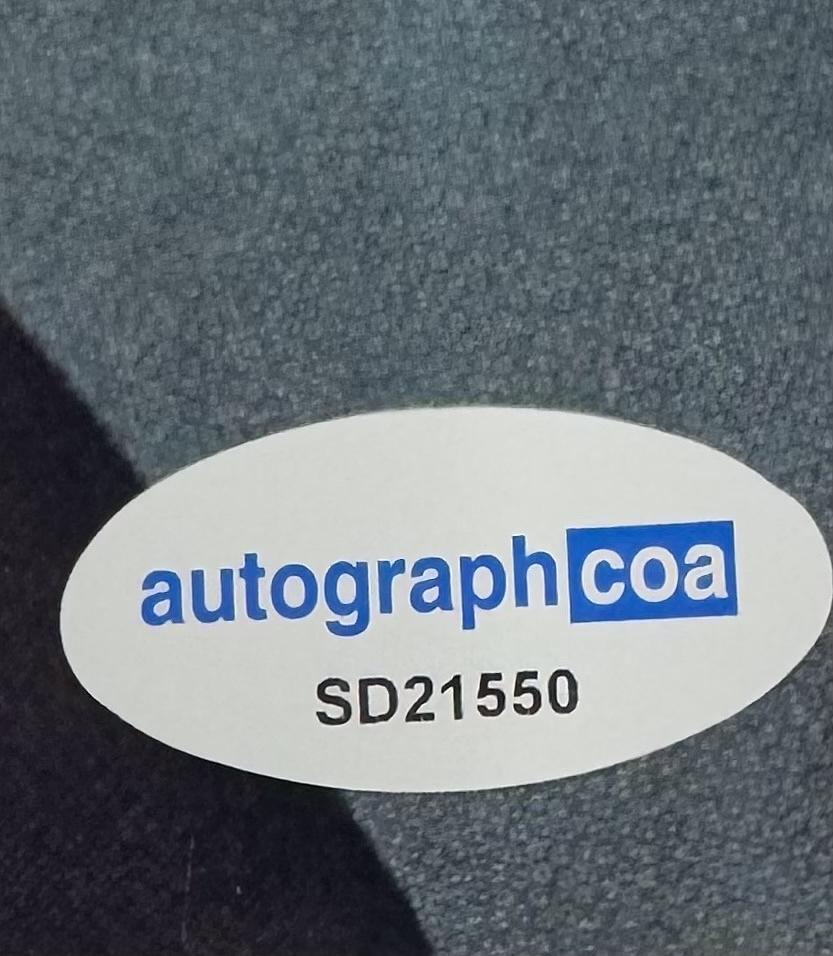 Angelina Jolie Signed 8x10 Photo - ACOA #01