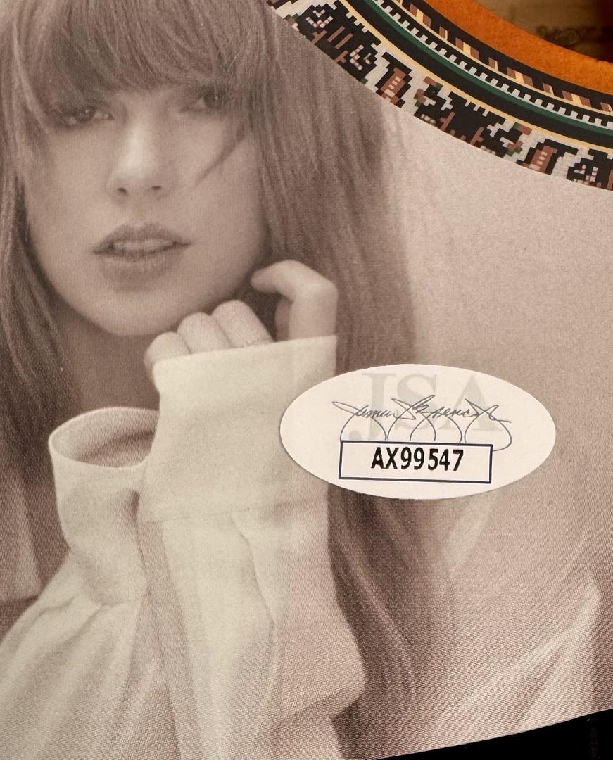 Taylor Swift Signed Black/Blonde Guitar - JSA COA #04