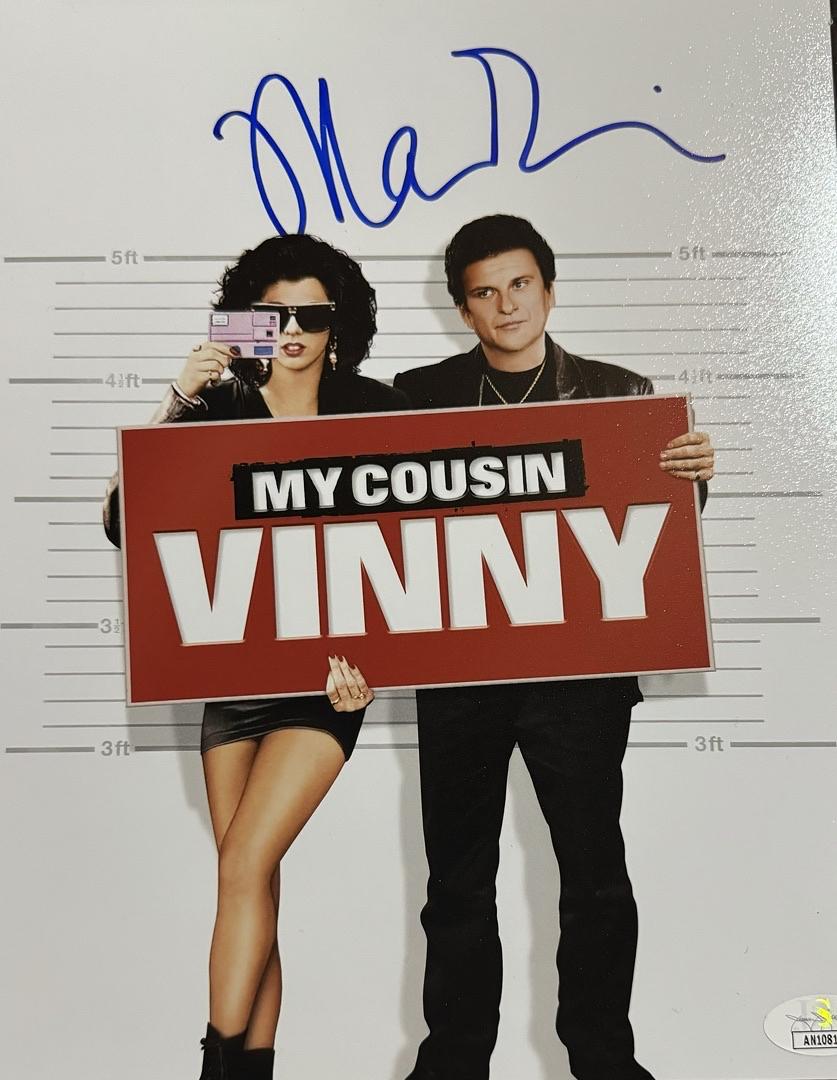Marisa Tomei Signed 8x10 Photo (My Cousin Vinny) - JSA COA