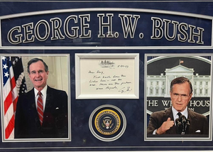 President George Bush 33.5 X 24.5 Signed & Framed Walkers Point Card Letter -  PSA COA