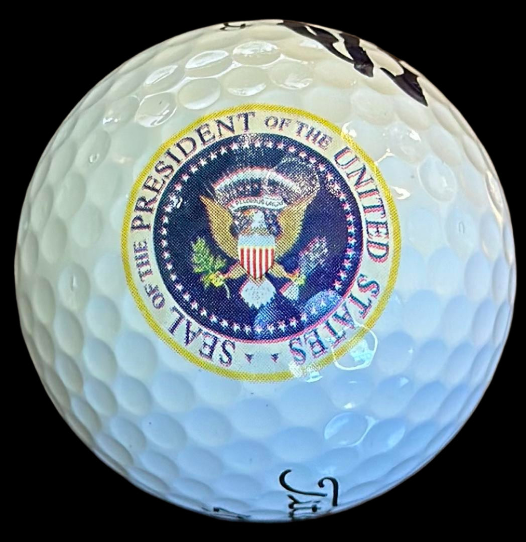 Ron DeSantis Signed Presidential Seal Golf Ball - Beckett COA #02