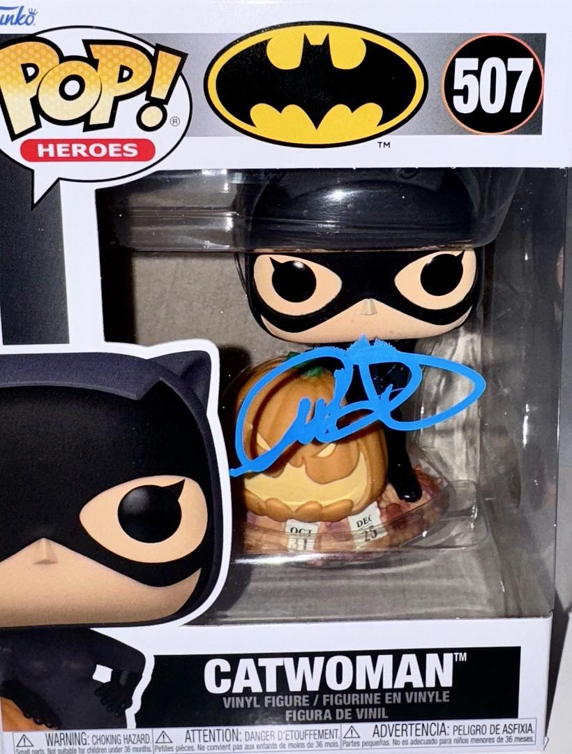 Anne Hathaway Signed Funko Pop  #507 (Batman) - Beckett COA
