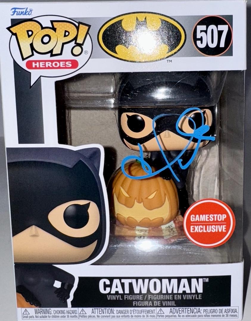 Halle Berry Signed Funko Pop #507 Catwoman (Blue Ink) - Beckett COA #3